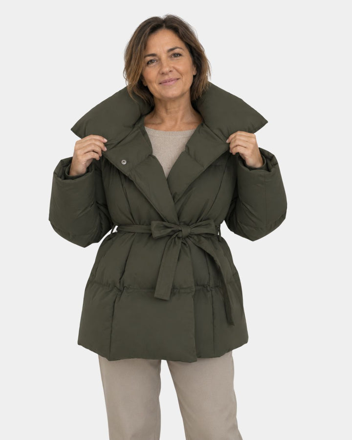 Alixène | Veste matelassée ceinturée à la taille