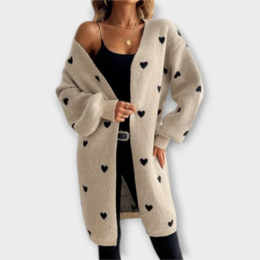 Julia - Cardigan beige avec motif en cœur