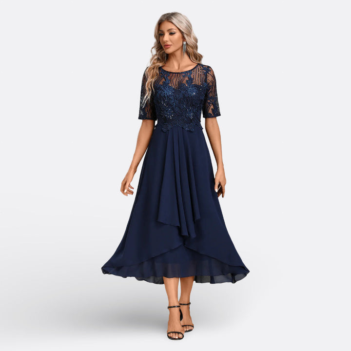 Mariana - Robe en Dentelle à Manches Courtes Femme