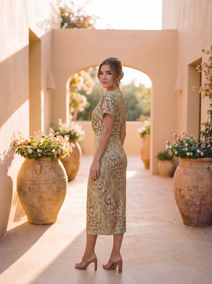 Giulia – Robe élégante en tissu léger et fluide Femme