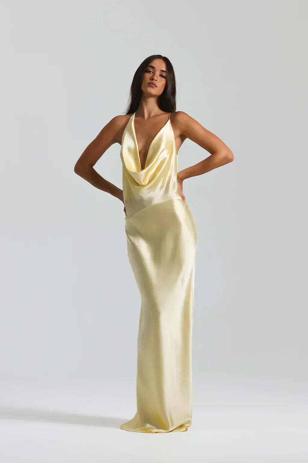 Karolína – Robe Maxi Élégante Femme